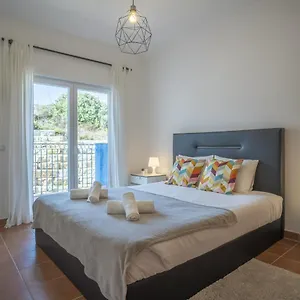 https://beach-nature-apartment-2bedroom-apt-in-aljezur.hotelaalgarve.com